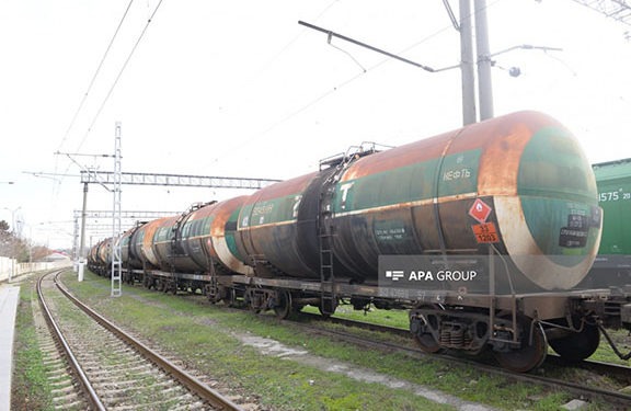 First Shipment of Azerbaijani Fuel to Arrive in Armenia